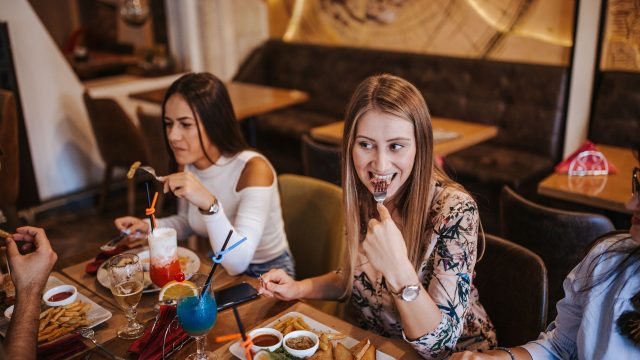 enfp-foodie-hungry-metaphor ENFP: The Ultimate Foodie, atau Hanya Lapar Secara Metaforis?